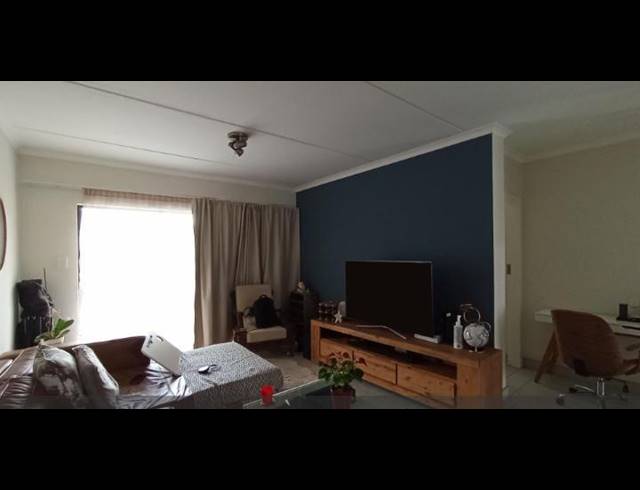 2 BEDROOM APARTMENT FOR SALE IN FOUNDERS HILL